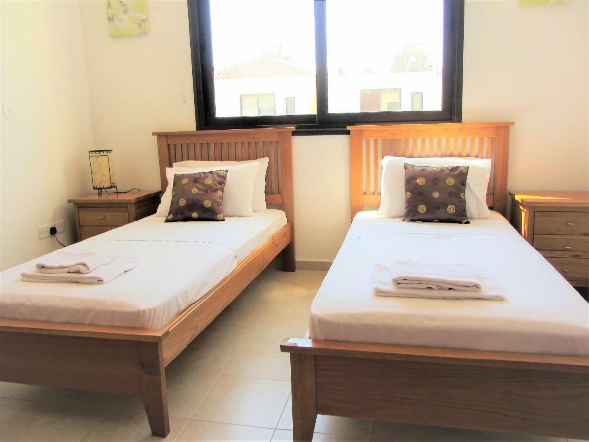 Villa Jade Paralimni Esterno foto