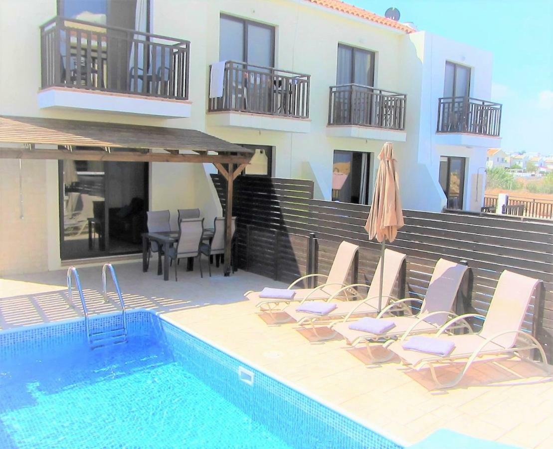 Villa Jade Paralimni Esterno foto